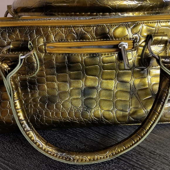 Primeware Wine Bottle PURSE. Thermal New Corkscrew Included Yellow. - Picture 3 of 13